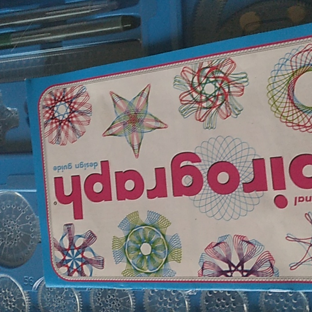 Spirograph b - Picture 2 of 3